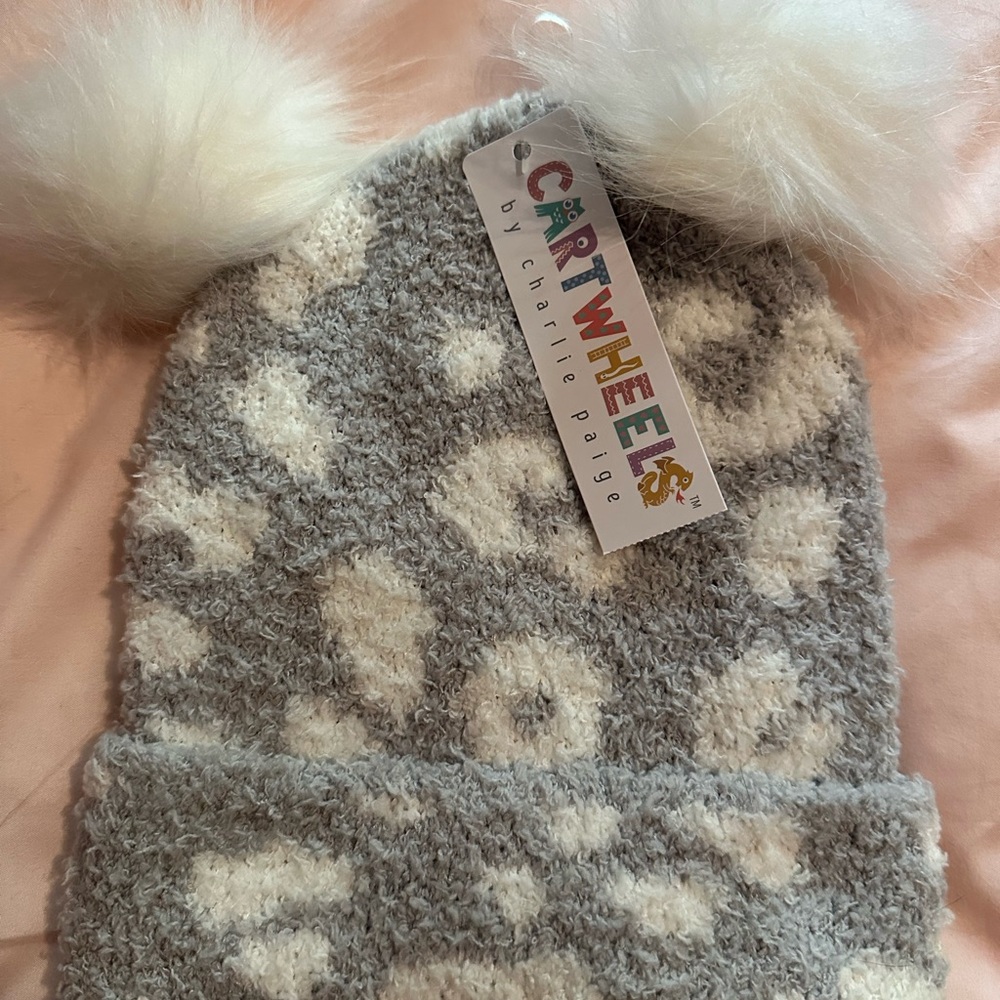 Cartwheels by Charlie Paige 3T-5T Toddler Fuzzy Leopard with Puffballs Beanie